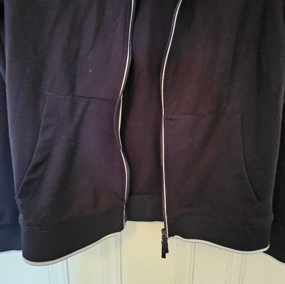 Used Medium Men's Black Armani Exchange Zip-Up Hoodie - Picture 8 of 14